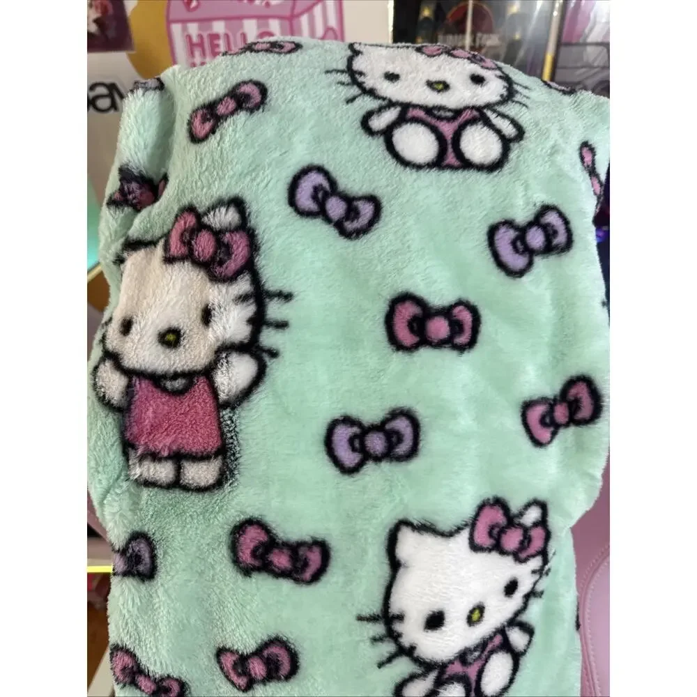 Hello Kitty Throw Blanket Ultra Fine Faux Green Fur Bowtastic Pink 2024 Sanrio